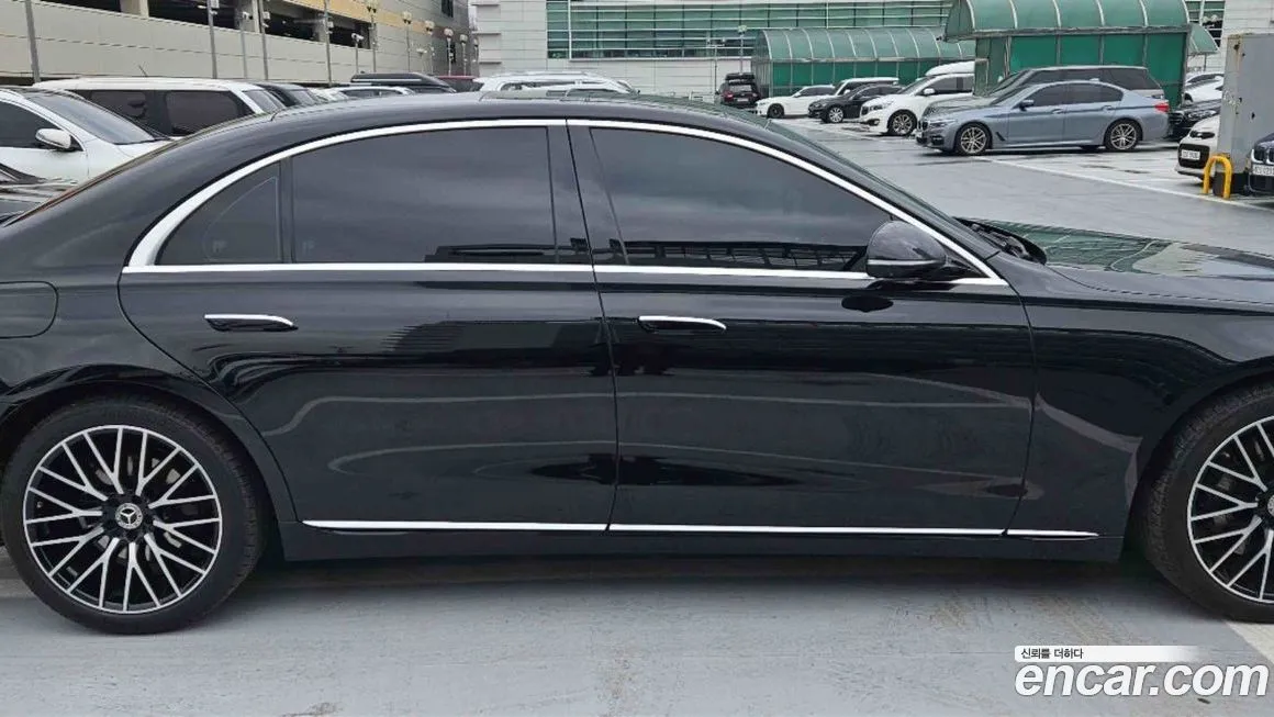 Mercedes-Benz S-Class 2025 из KR, фото 4