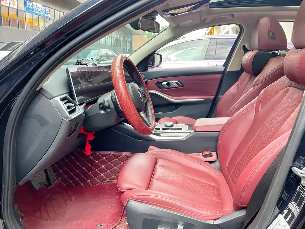 BMW 3 Series 2023 из CN, фото 4