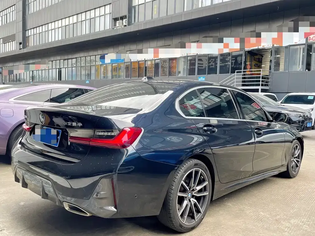 BMW 3 Series 2023 из CN, фото 8
