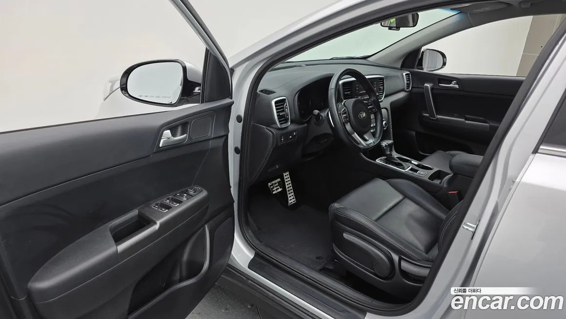 Kia Sportage — фото 10