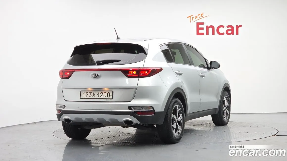 Kia Sportage — фото 4