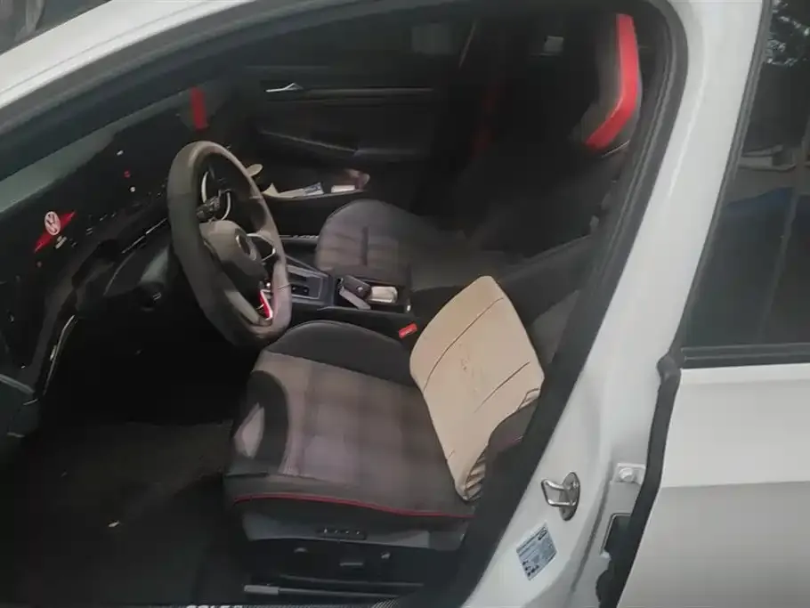 Volkswagen Golf GTI 2022 из CN, фото 9