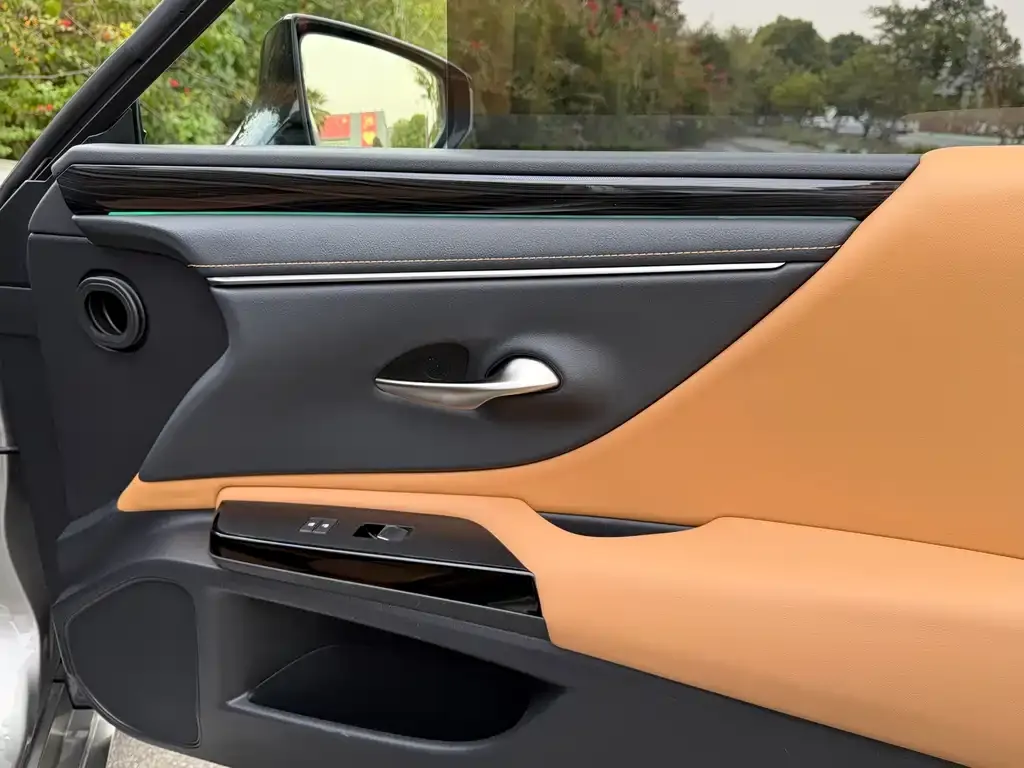 Lexus ES 2022 из CN, фото 10