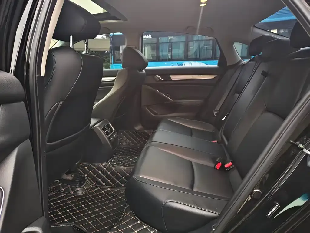 Honda Accord 2022 из CN, фото 6