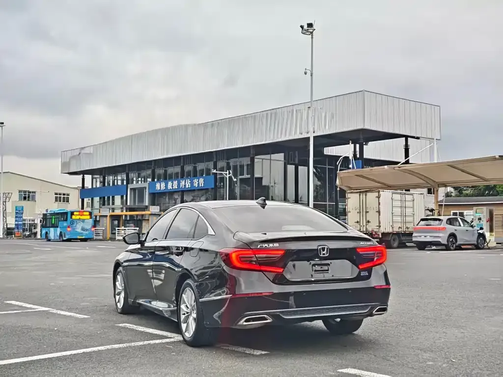 Honda Accord 2022 из CN, фото 7