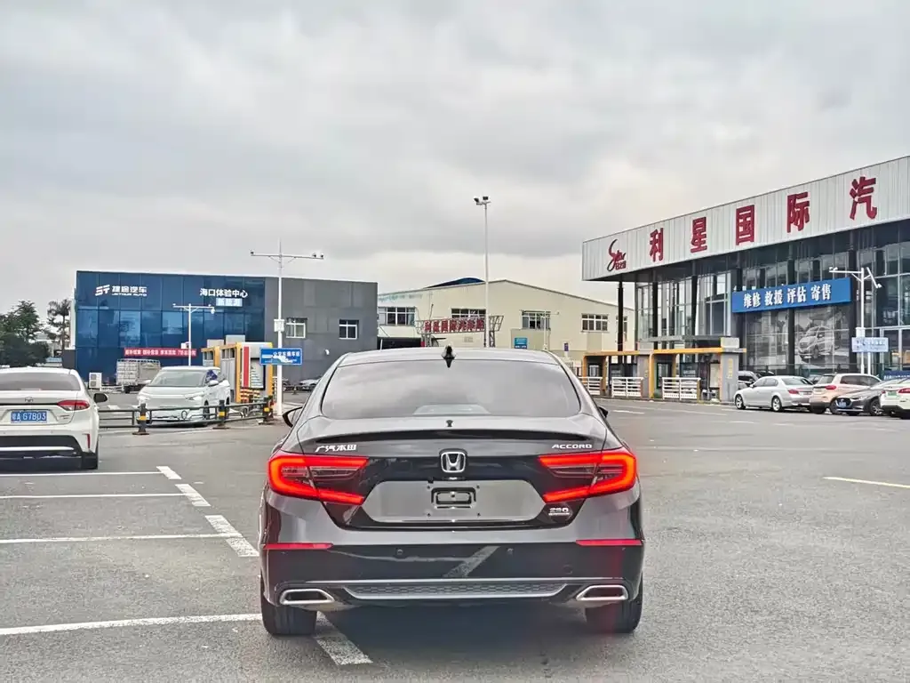 Honda Accord 2022 из CN, фото 8
