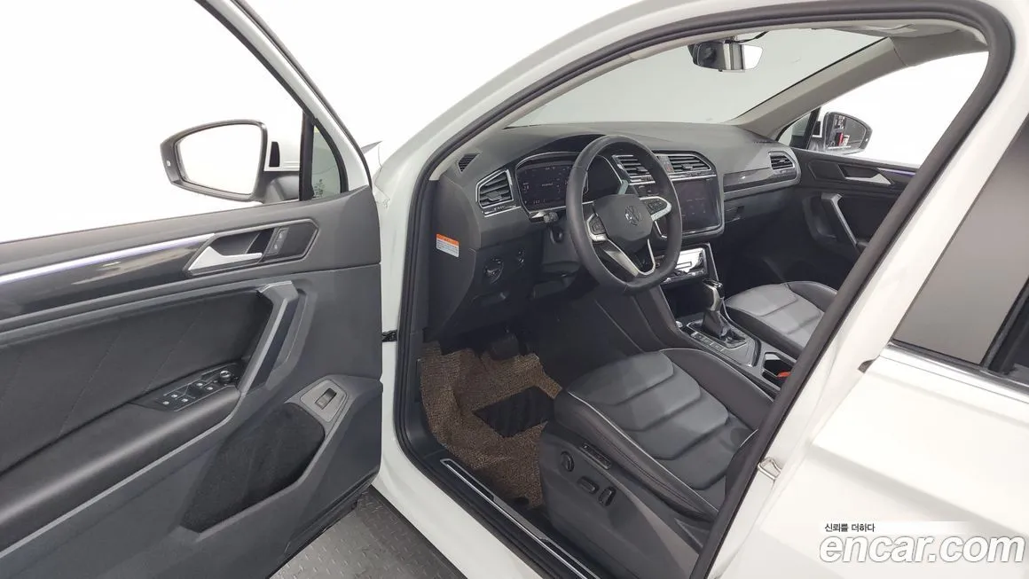 Volkswagen Tiguan 2024 из KR, фото 10