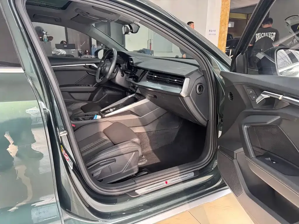 Audi A3 2021 из CN, фото 10