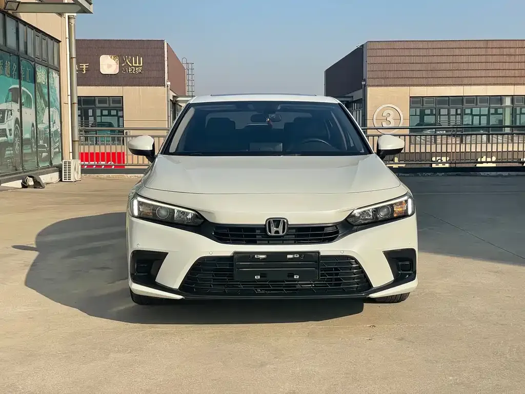 Honda Civic 2022 из CN, фото 2