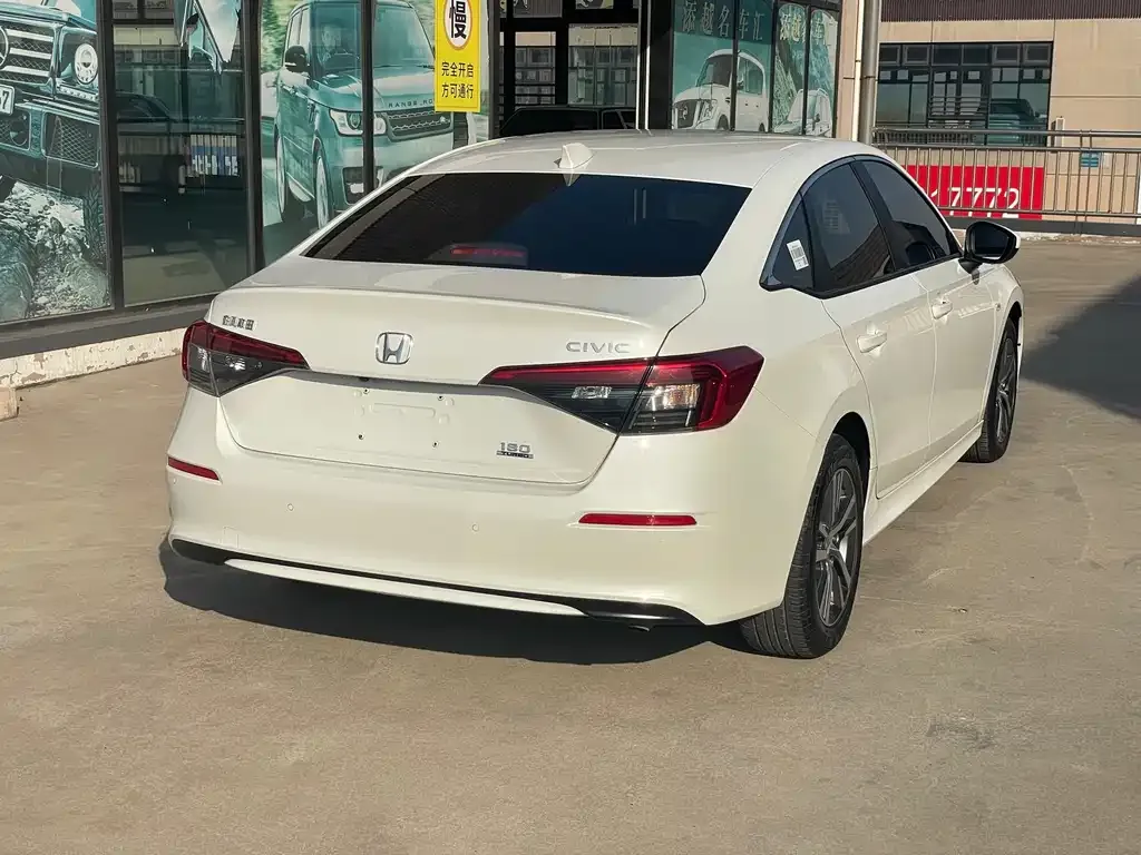 Honda Civic 2022 из CN, фото 5