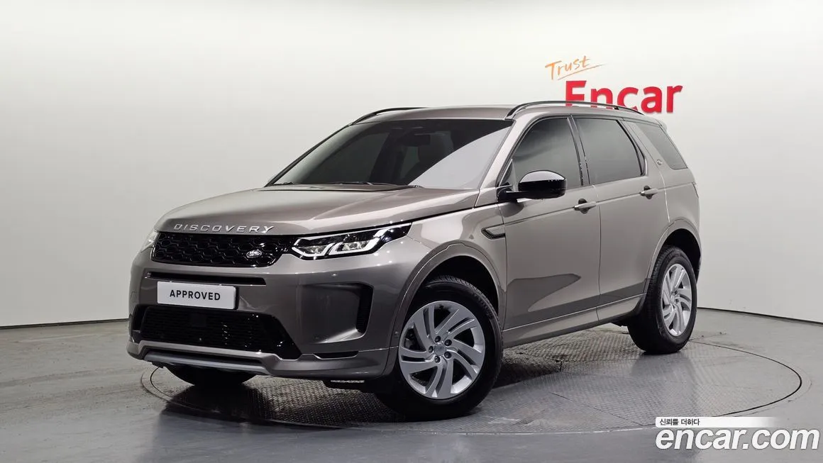 Land Rover Discovery Sport — фото 1