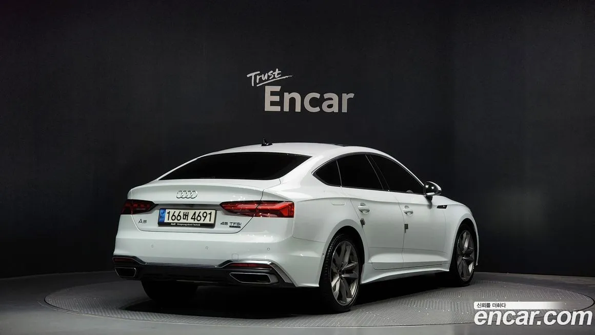 Audi A5 — фото 2