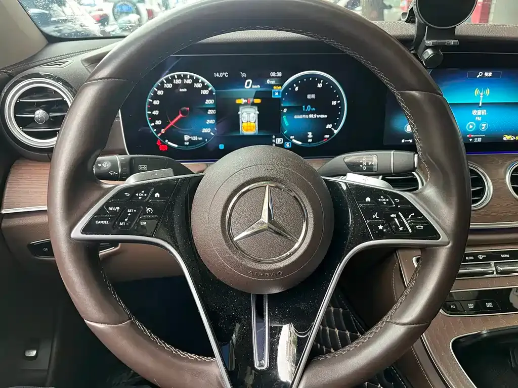 Mercedes-Benz E-Class 2023 из CN, фото 10