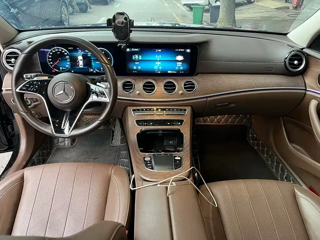 Mercedes-Benz E-Class 2023 из CN, фото 8