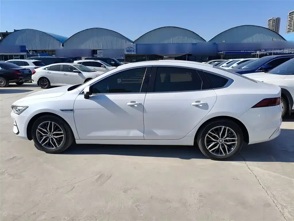 BYD Qin PLUS 2023 из CN, фото 5
