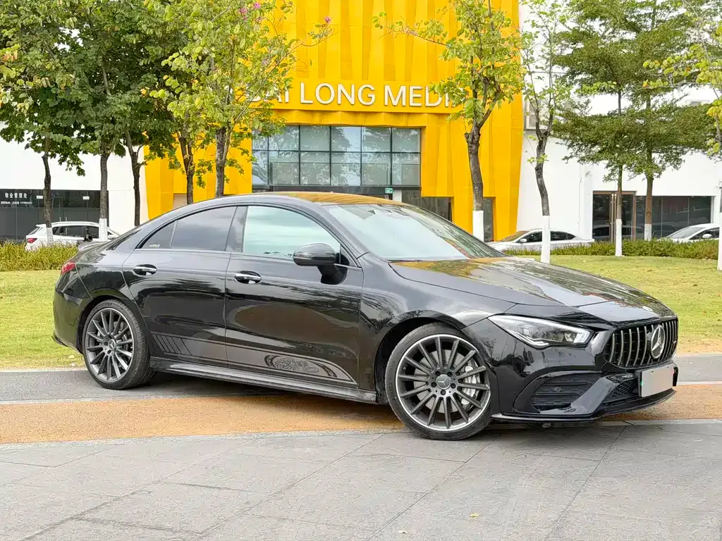 Mercedes-Benz CLA AMG — фото 3