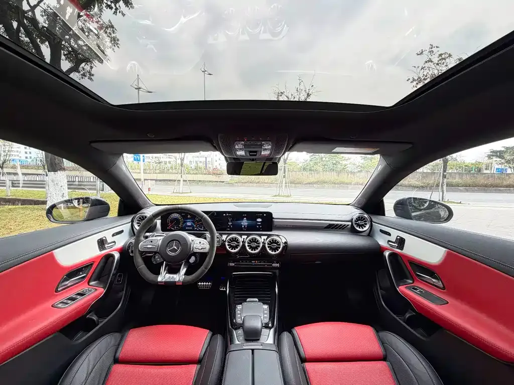 Mercedes-Benz CLA AMG — фото 6