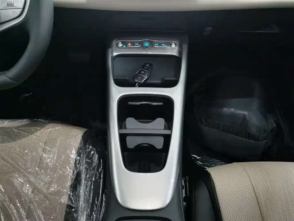 BYD Dolphin 2025 из CN, фото 6