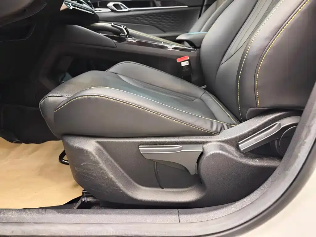 Geely Binyue 2024 из CN, фото 10