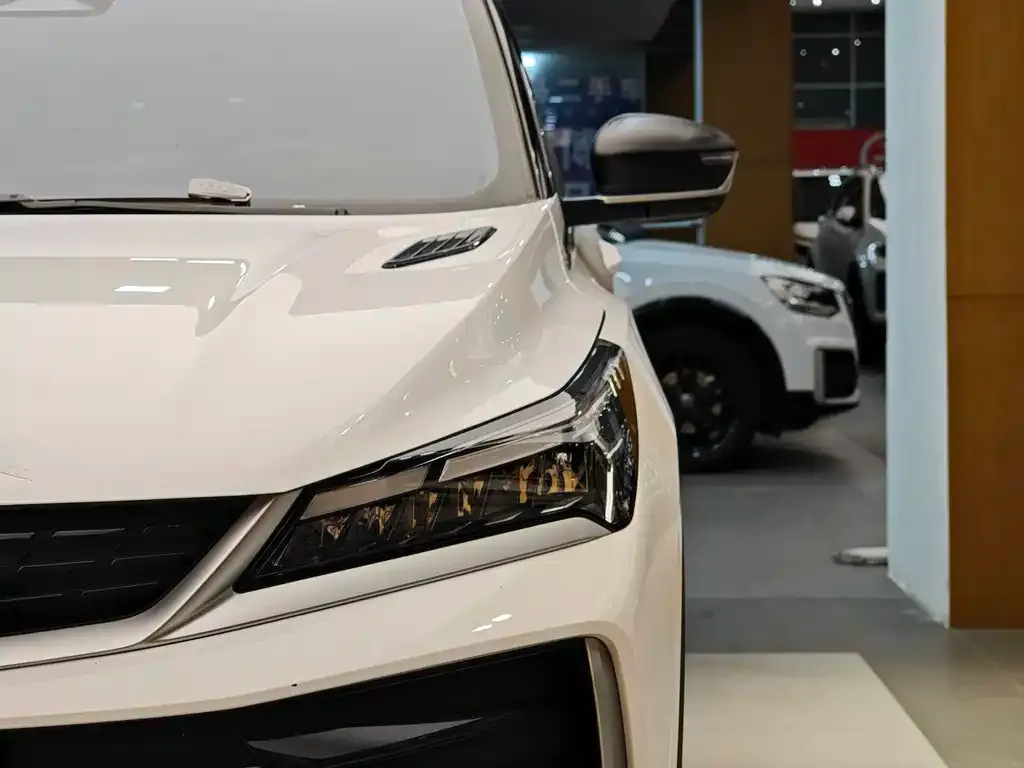 Geely Binyue 2024 из CN, фото 2
