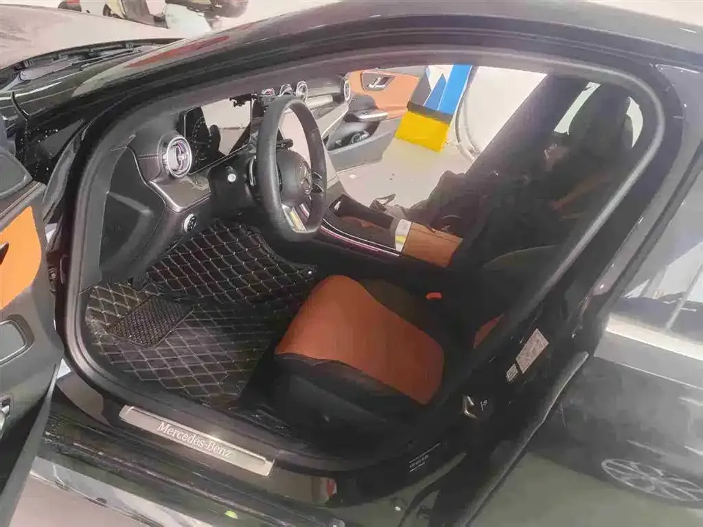Mercedes-Benz C-Class 2023 из CN, фото 2