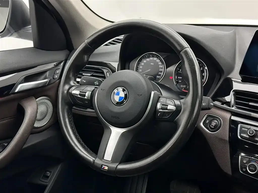 BMW X1 2021 из CN, фото 10