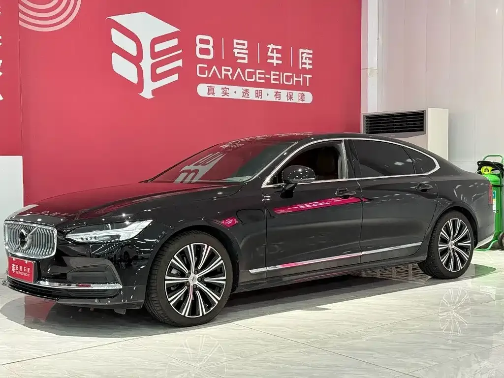 Volvo S90 2023 из CN, фото 1