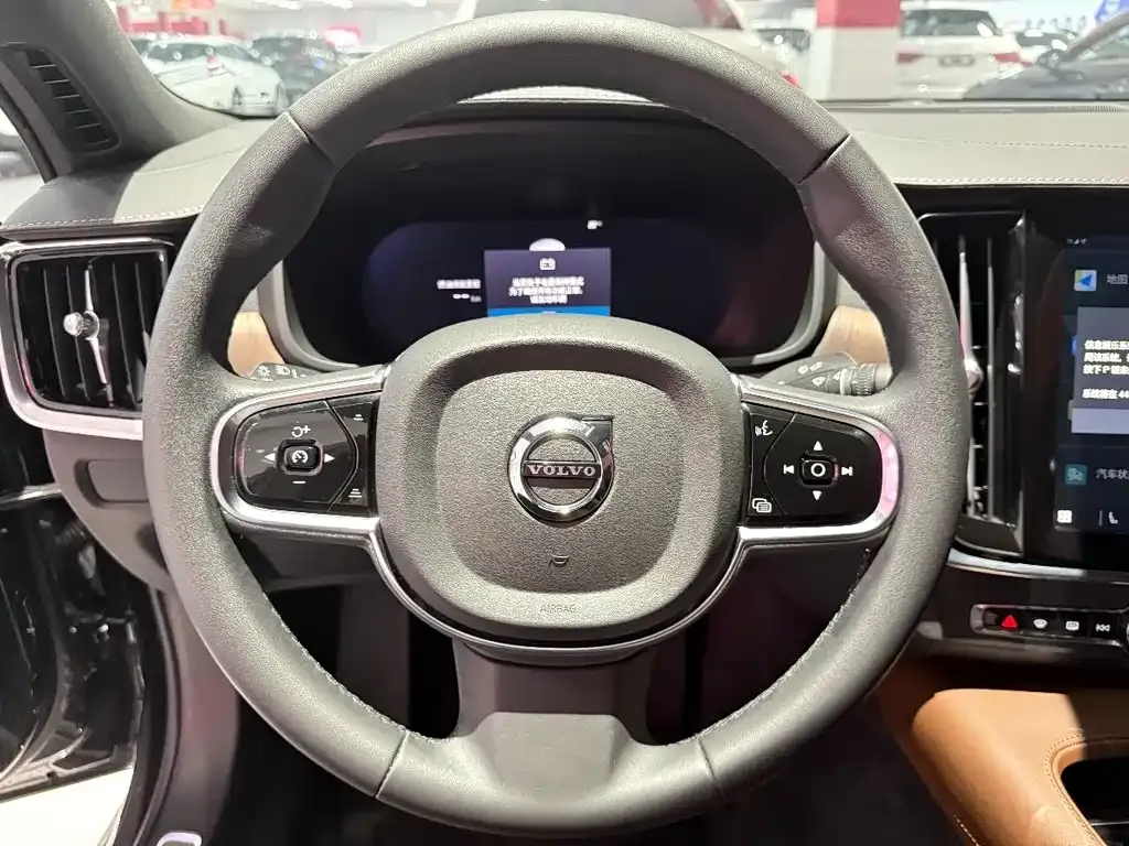 Volvo S90 2023 из CN, фото 10