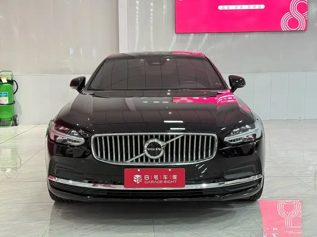 Volvo S90 2023 из CN, фото 2