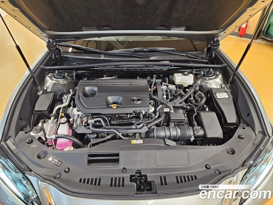Lexus ES 2025 из KR, фото 6