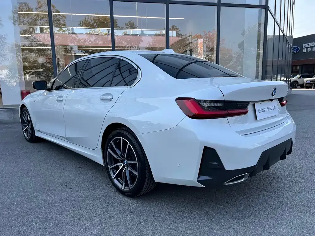 BMW 3 Series 2024 из CN, фото 4