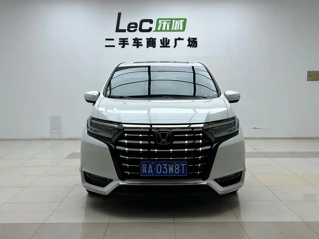 Honda Elysion 2022 из CN, фото 1