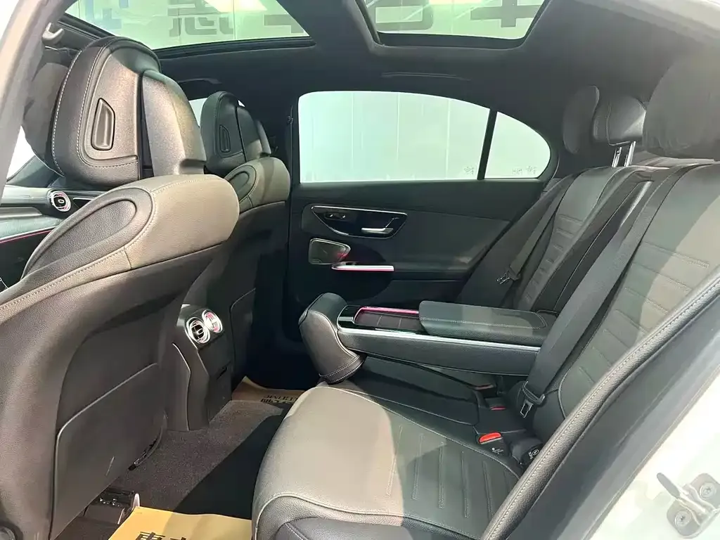 Mercedes-Benz C-Class 2024 из CN, фото 5