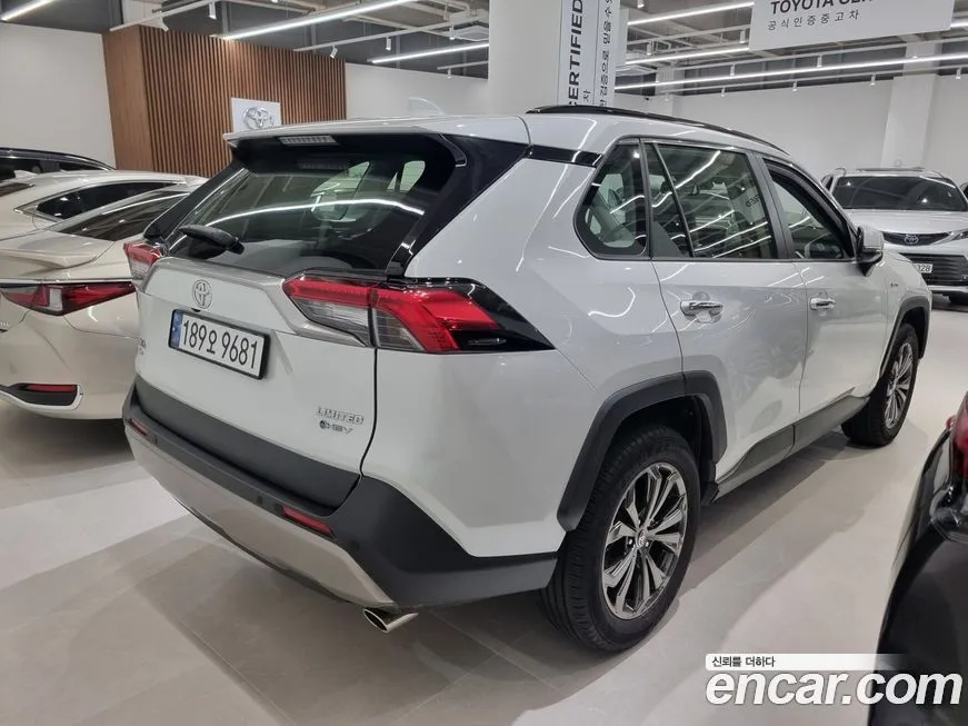 Toyota RAV4 2025 из KR, фото 2