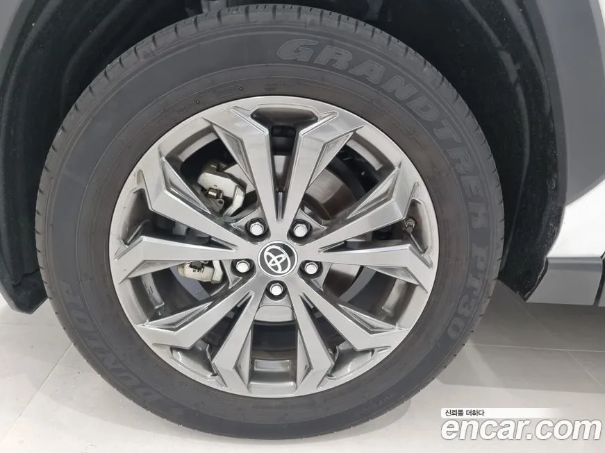 Toyota RAV4 2025 из KR, фото 5