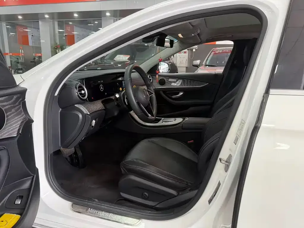 Mercedes-Benz E-Class 2021 из CN, фото 4