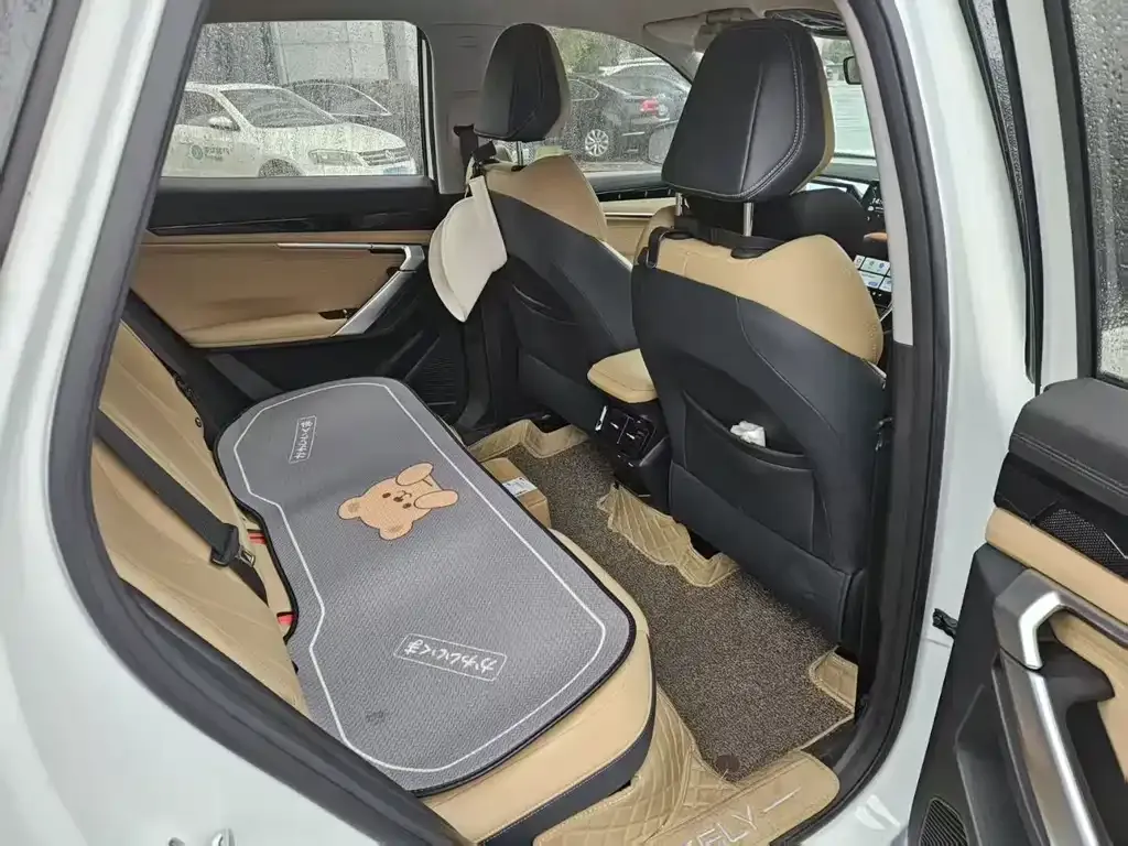 Geely Boyue L 2024 из CN, фото 8