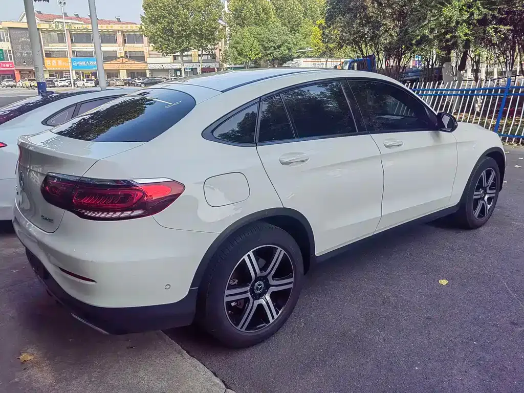 Mercedes-Benz GLC Coupe — фото 9