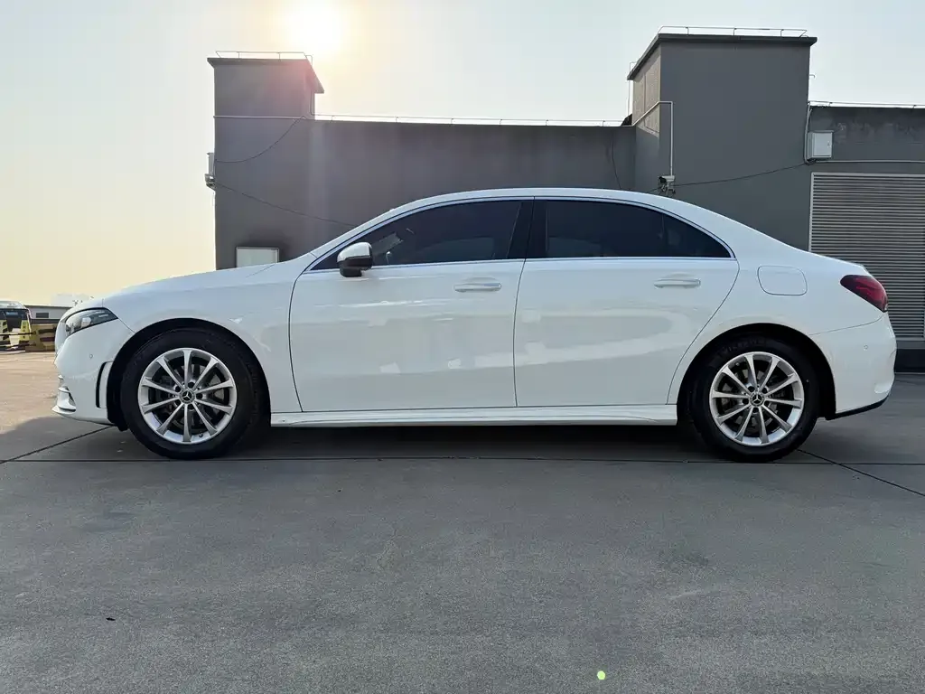 Mercedes-Benz A-Class 2021 из CN, фото 4