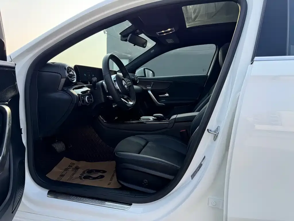 Mercedes-Benz A-Class 2021 из CN, фото 5