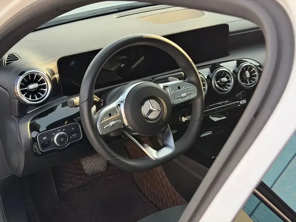 Mercedes-Benz A-Class 2021 из CN, фото 8