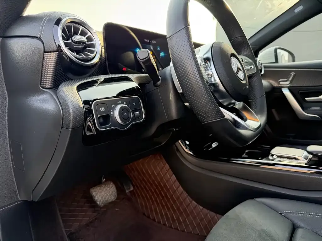 Mercedes-Benz A-Class 2021 из CN, фото 9