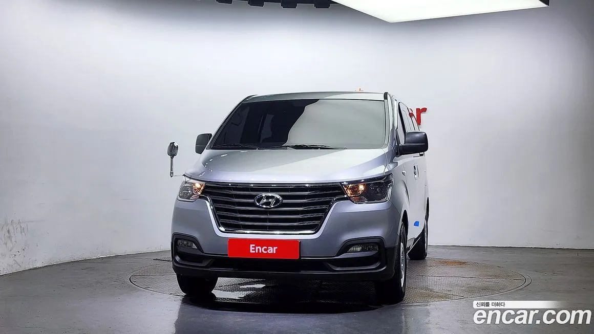 Hyundai Starex 2021 из KR, фото 3