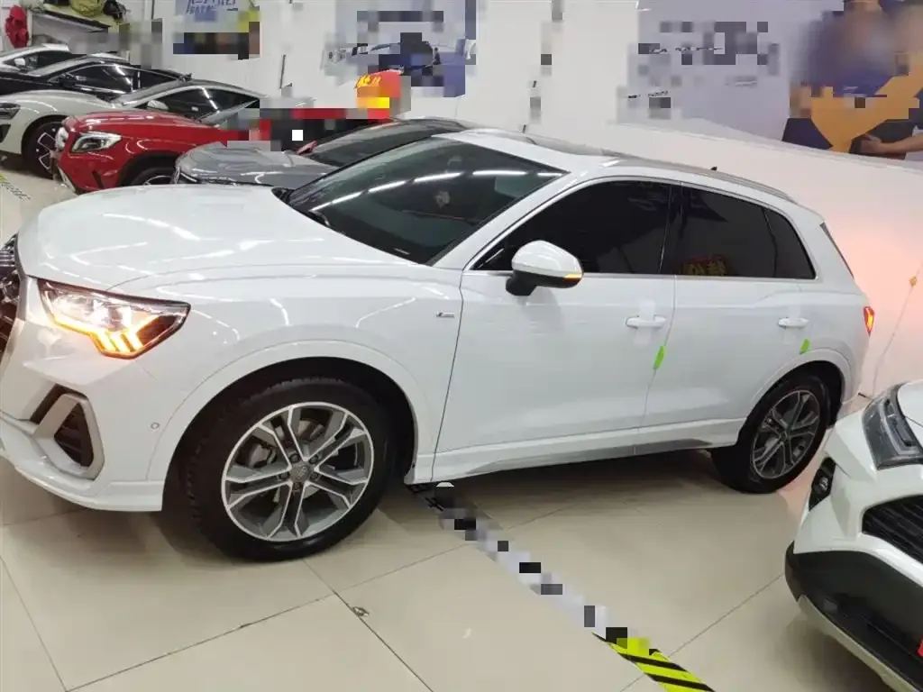 Audi Q3 2021 из CN, фото 5