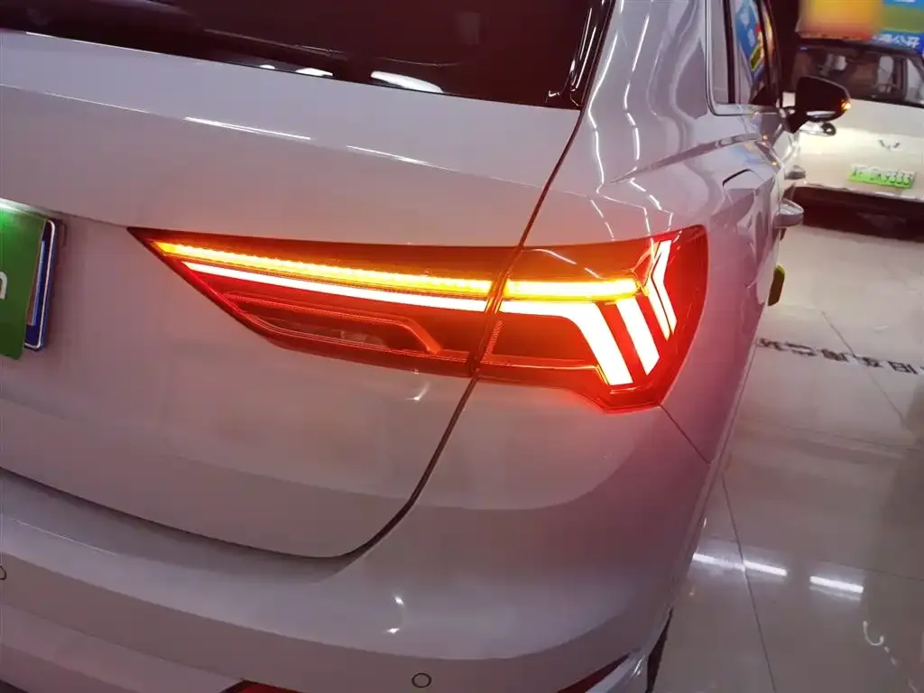 Audi Q3 2021 из CN, фото 8