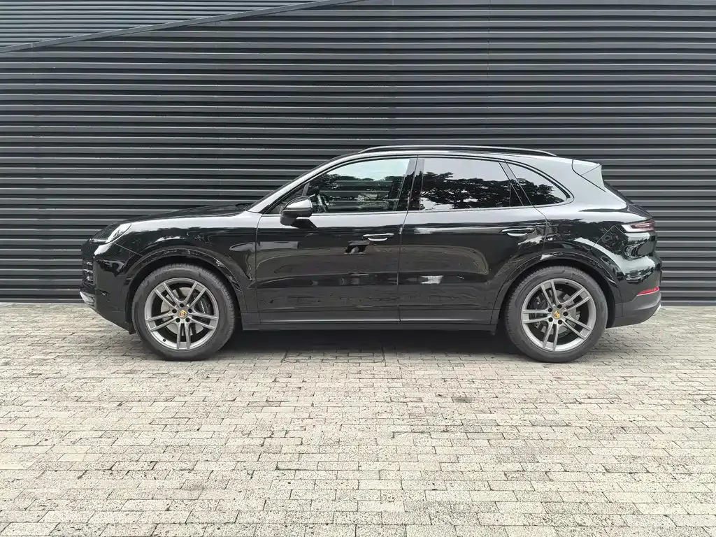 Porsche Cayenne 2024 из CN, фото 5