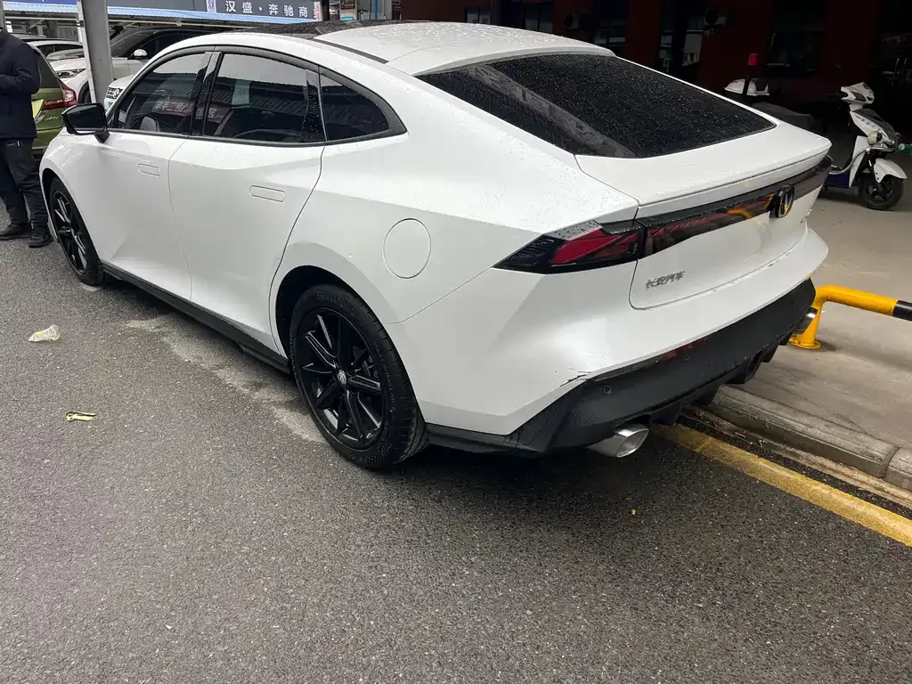 Changan UNI-V 2023 из CN, фото 8