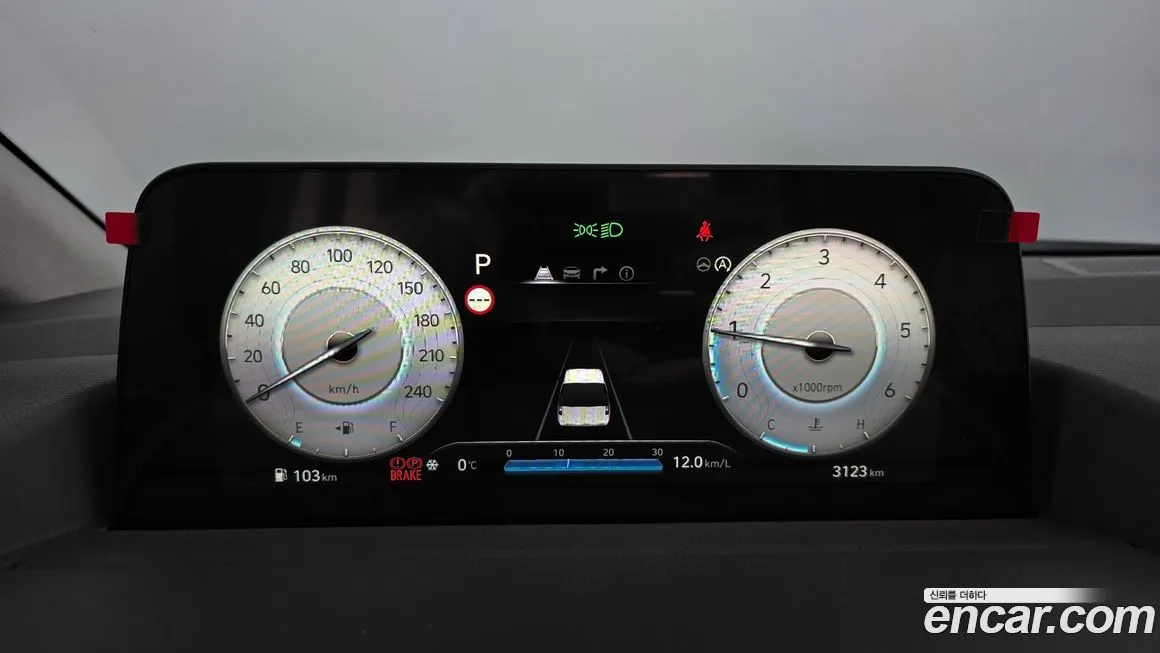 Hyundai Staria — фото 8