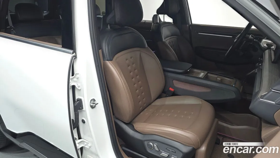 Kia EV9 2024 из KR, фото 10