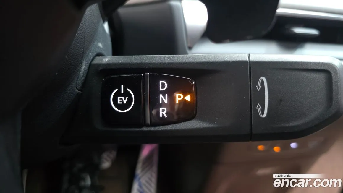 Kia EV9 2024 из KR, фото 9